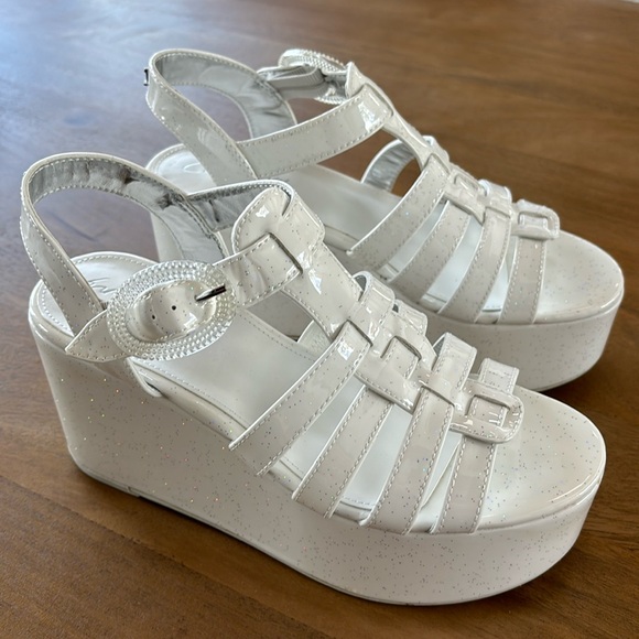 Circus by Sam Edelman Strappy Platform Sandal - Picture 2 of 14